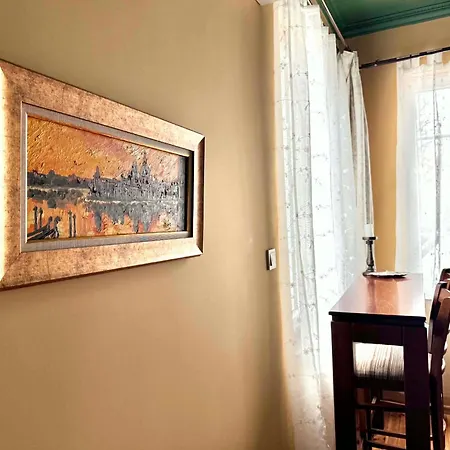 Moon House Apartman *